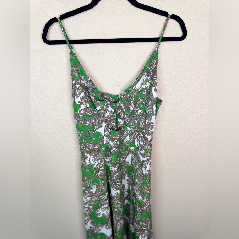 L'AGENCE Green and Gray Paisley Maxi Dress - Picture 4 of 7